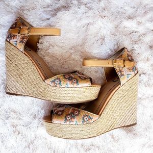 Circus by Sam Edelman wedges